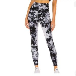 Electric & Rose Tie Dye Seamless High Rise 27” Leggings Tights Size Medium